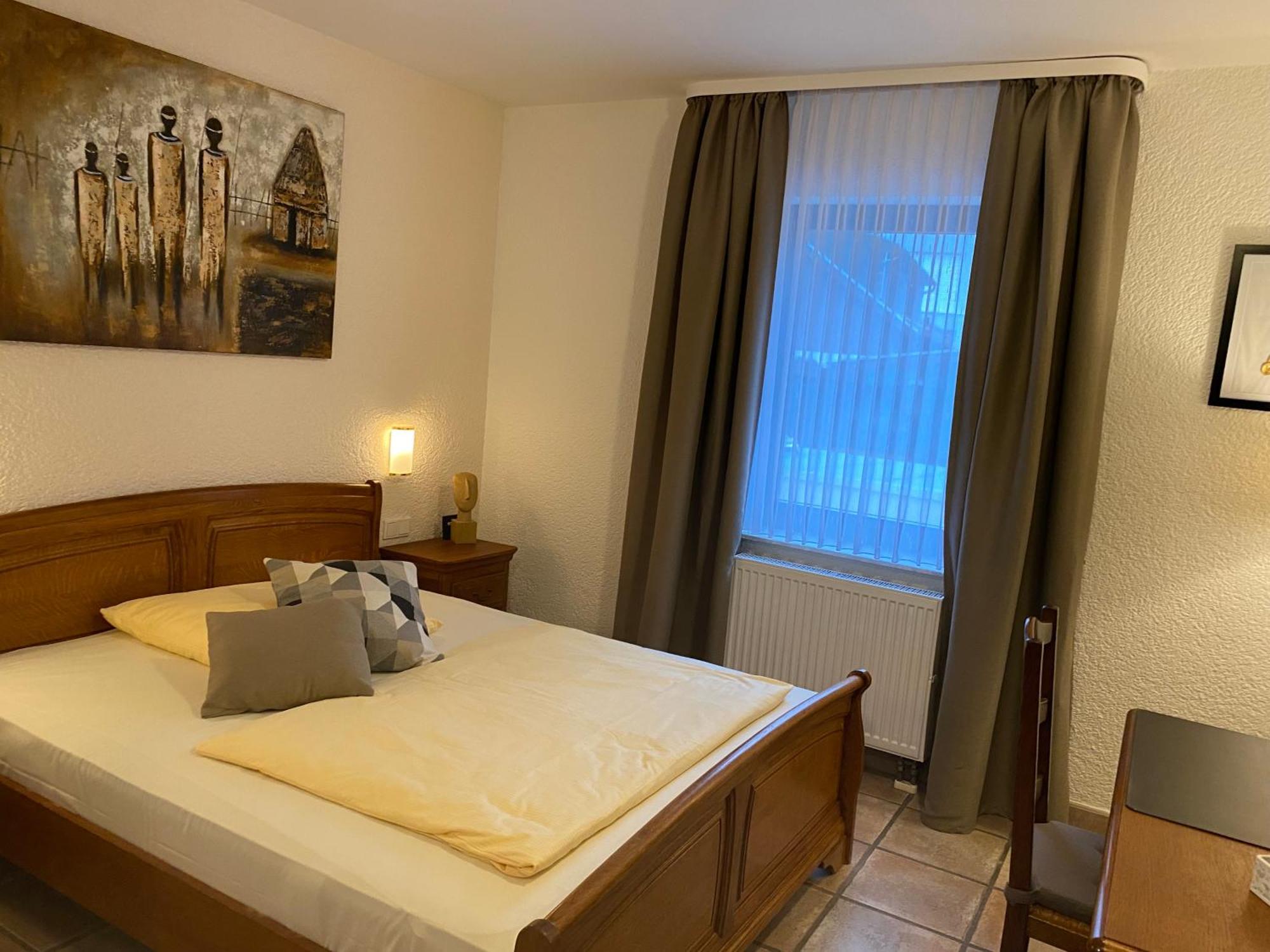 Hotel Zur Linde Sarrelouis Extérieur photo